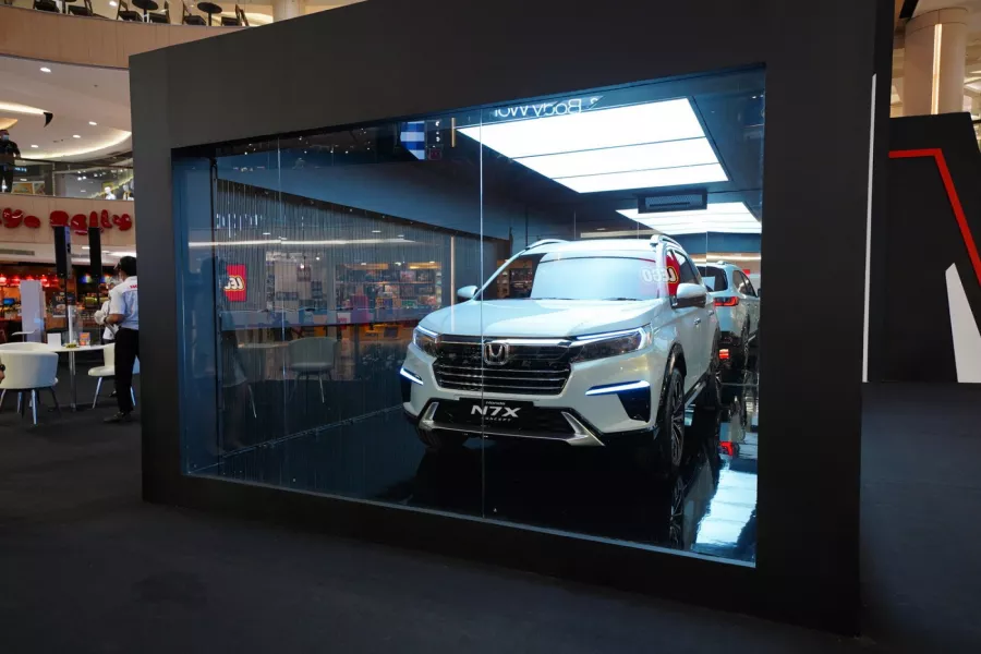 Mobil Konsep N7X Hadir untuk Pertama Kalinya di Kota Surabaya