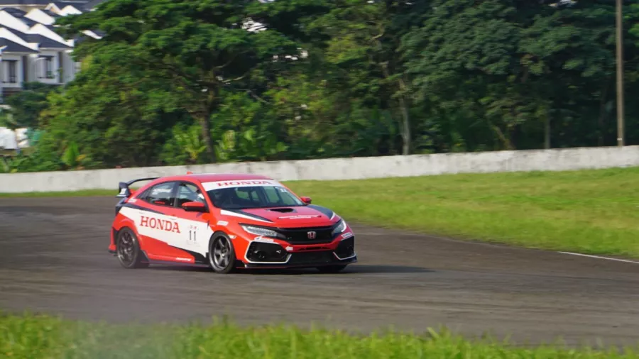 Para Pembalap Tim Honda Racing Indonesia Meraih Juara Pada Putaran Kedua ISSOM 2022 di Sirkuit Sentul