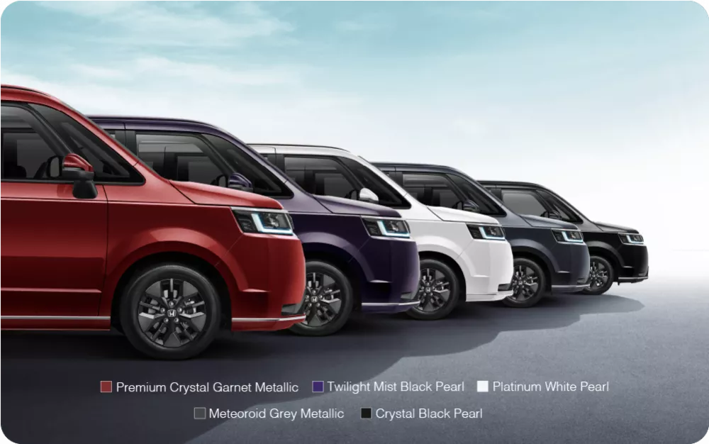 Color Variant Honda Step WGN