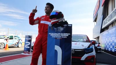 Rayakan 40 Tahun di Balap Nasional, Honda Racing Indonesia Menang Perdana di Kejurnas ITCR 2025 yang Digelar di Mandalika