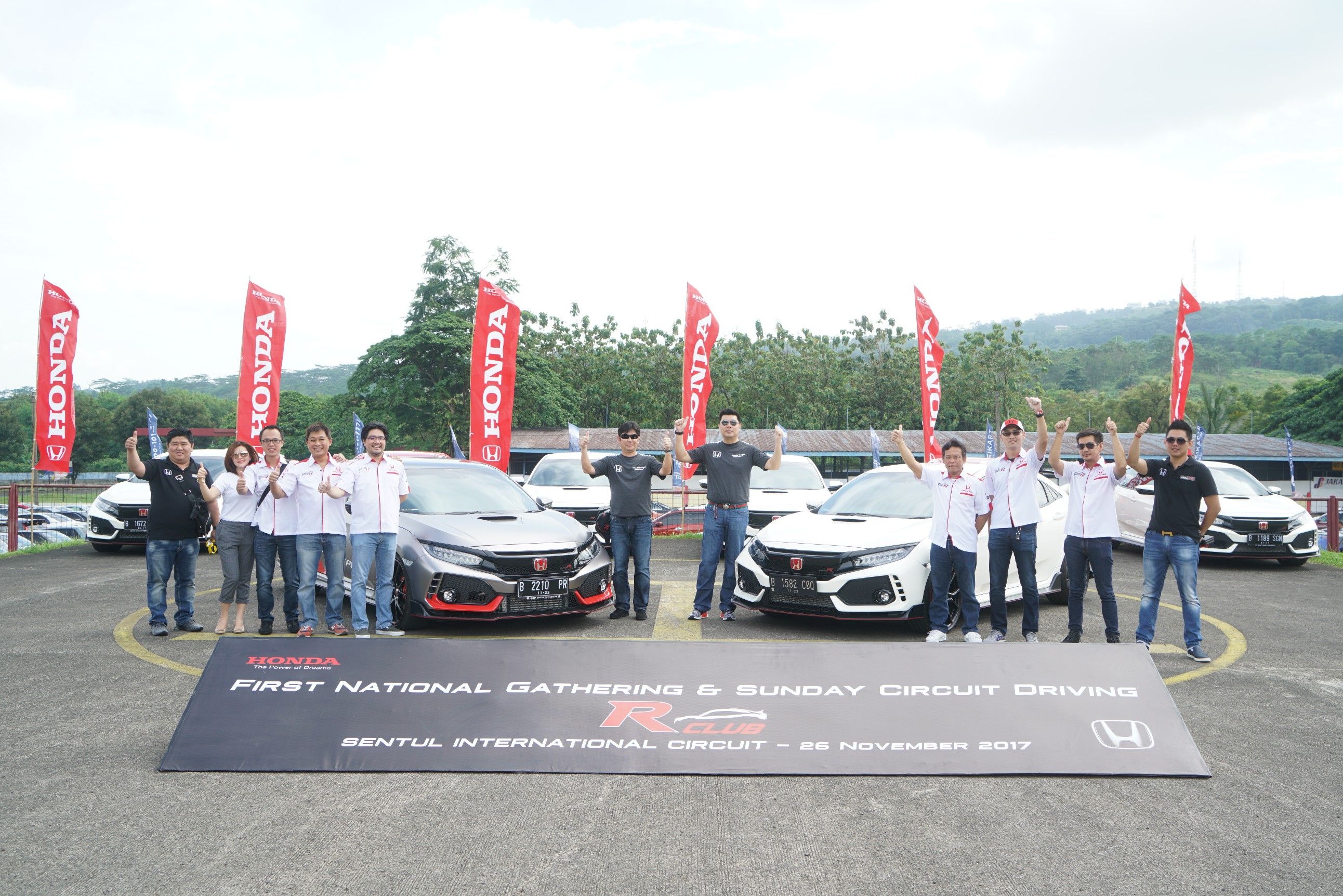 R Club Lakukan Sunday Circuit Driving Pe Honda Indonesia